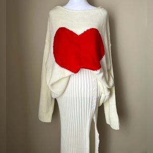 White knit bodycon skirt with a slit